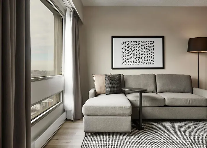 One-Bedroom King Suite
